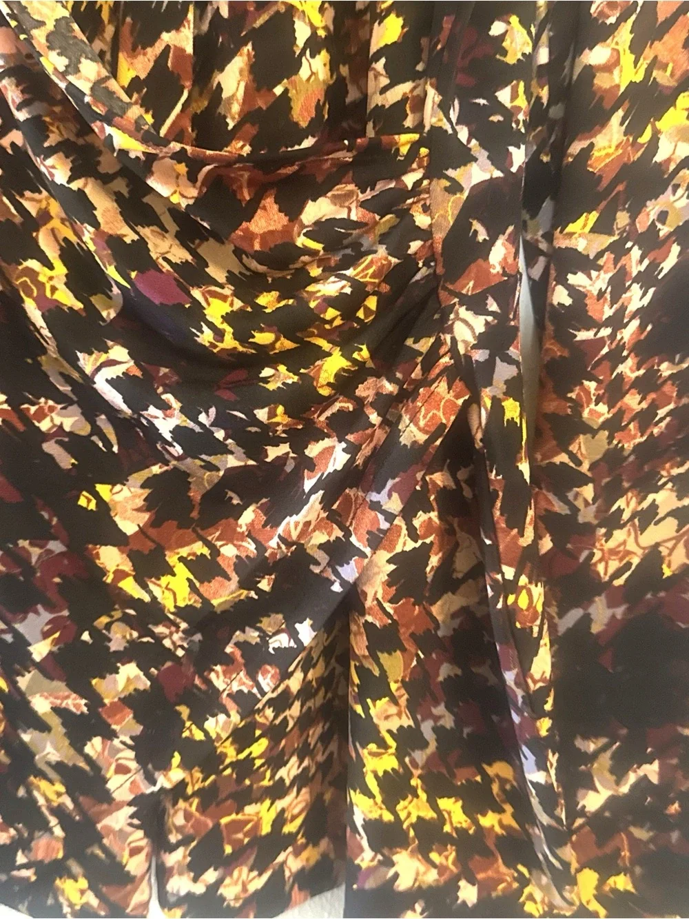 Investments Women's Abstract Print Draped Long Sleeve Stretch Blouse Size Large